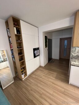 Pekný 2-izbový byt na prenájom - 9