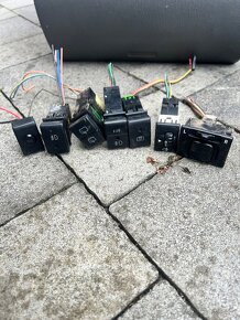 Ponúkam jimnyho na diely - 9