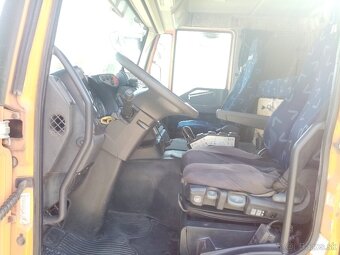 Iveco Stralis reťazový nosič kontajnerov - 9