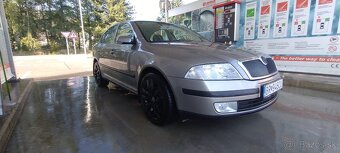 Predám Škoda Octavia 2 - 9