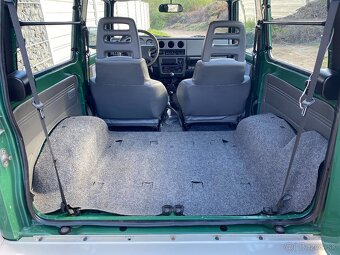 Suzuki Samurai 1.3 - 9