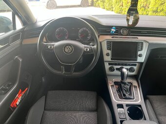Volkswagen Passat Variant 2.0 TDI BMT Comfortline DSG - 9