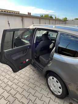 Volkswagen touran 1.6 TDI DSG - 9