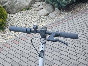 Kolobezka Audi Segway nineboot - 9