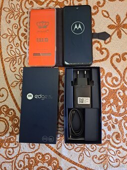 Moto Edge 20 lite - 9