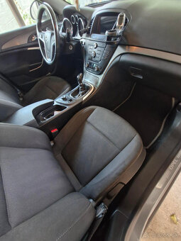 OPEL INSIGNIA SPORTS TOURER SW 96kW - 9
