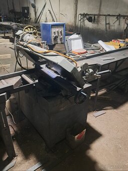 Zváračky, kovoobrábacie stroje, vysokozdvižný vozík - 9