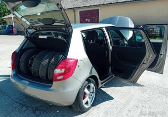 ŠKODA FABIA 2 1.2 TSI 63 KW - 9