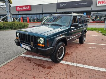Jeep Cherokee XJ - 9