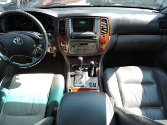 Toyota Land Cruiser 100 4,2 TD Aut. 2006 - 9