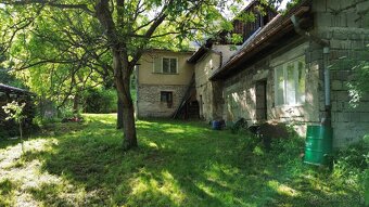 Starší dom s veľkým potenciálom a pozemkom 1087 m² – Šútovce - 9