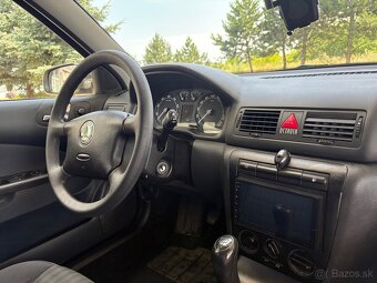 Škoda Octavia 1.6MPI 75KW TOUR - 9