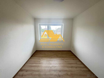 Exkluzívne Predám novostavbu rodinného domu vo Dvoroch nad  - 9