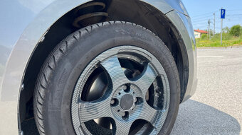 Suzuki Swift 1.3 GS ABS, A/C - 9