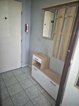 PREDAJ - Prerobená a zariadená garsónka na Gazdovskej ulici - 9