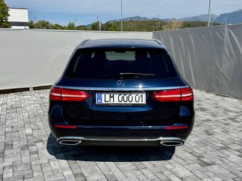 Mercedes-Benz E trieda Kombi 220 d A/T / LED / AVANTGARDE - 9