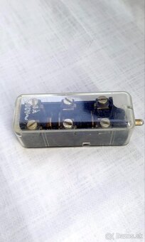 Koncový spínač bakelitový - 9