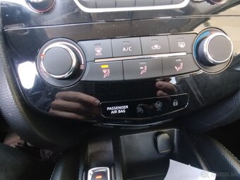 Nissan Qashqai 1,2 DIG-T benzín - 9