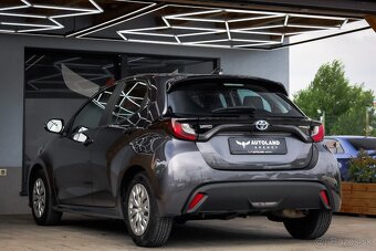 Toyota Yaris 1.5 Dynamic Force Comfort MDS - 9