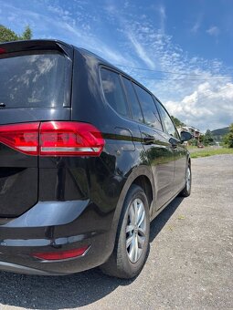 Volkswagen Touran 2.0TDI - 9