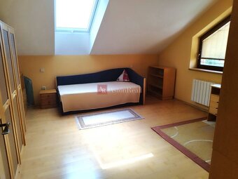 DVOJGENERAČNÝ RODINNÝ DOM, BANSKÁ BYSTRICA časť Pršianska te - 9