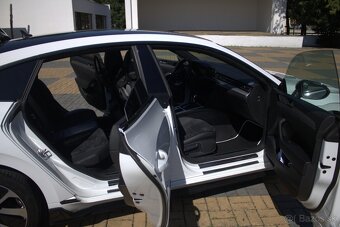 Volkswagen Arteon 2.0 TDI SCR BMT R-Line DSG - 9