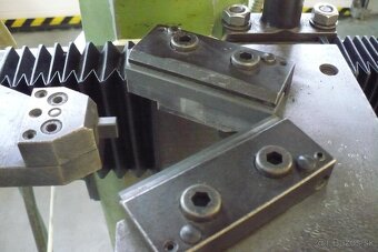 Bruska na středicí důlky Henninger ZS100(8670) - 9