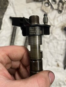 Vstreky 2.0 TDi 03L 130 277 - 9