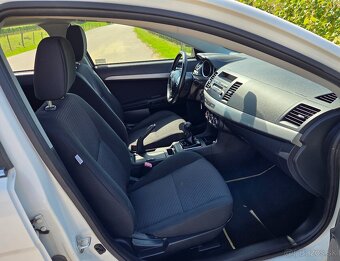 Mitsubishi Lancer 1.8 16V 105KW/143 koní 04/2010 - 9