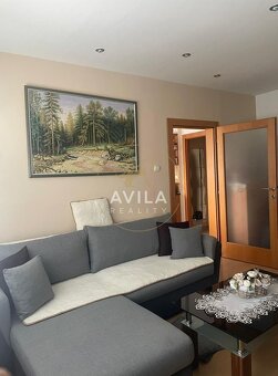 NA PREDAJ: pekný a praktický 1izbový byt o výmere 37m2 - Gal - 9