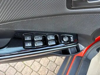 Kúpim SsangYong Tivoli oranžové alebo biele - 9