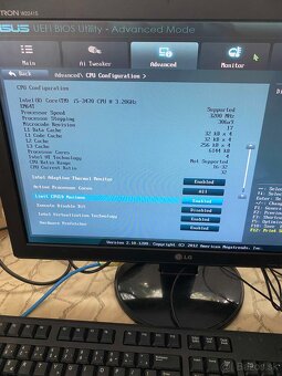 Predám starší herný pc i5 8 gb ram sdd 120 gb R9 200 3 gb g - 9