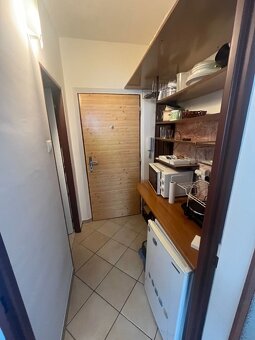 Trnava - Prenájom garsónky A. Kubinu - 9