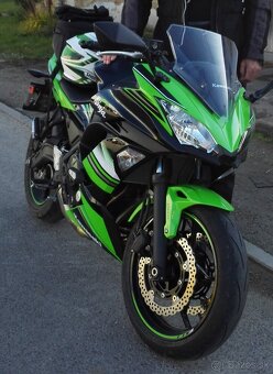 Kawasaki Ninja 650 KRT Akrapovič - 9