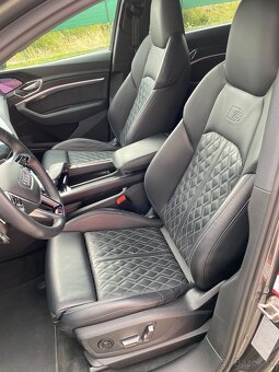 Audi E-tron 55 quattro S line 300kW DPH - 9