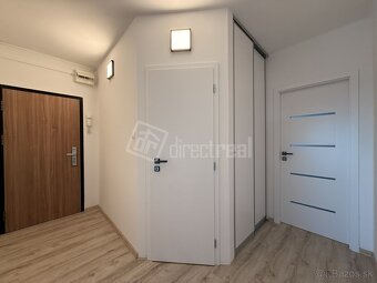 Moderne zrekonštruovaný veľký 2 izbový byt na Okruž… - 9