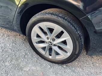 Škoda Octavia Combi 2.0TDI DSG 2019 - 9