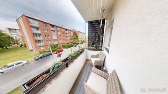 PRIESTRANNÝ 3- izbový byt centrum obce Bošany - 9
