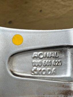 Disky Ronal R15 195/65 - Octavia 1 - 9