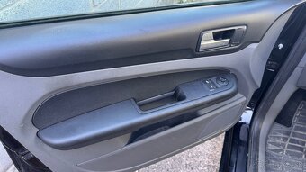 Ford Focus Kombi 1.6 16V Duratec Trend - 9