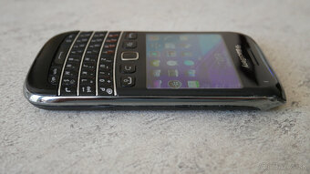 ♦️ BlackBerry ♦️ - 9