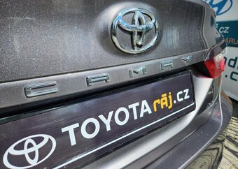 Toyota Camry 2.5-ZÁRUKA-BENZÍN-AUTOMAT - 9