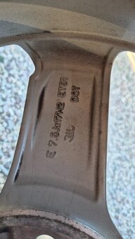 Predám krasne kolesá Audi+celoročne pneumatiky 5x112 r17 - 9