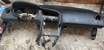 Peugeot 3008 1.6 HDI model 2008-2016 kód motora 9H05 - 9