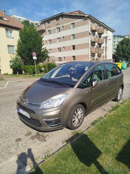 Citroën C4 Picasso 1.6 - 9