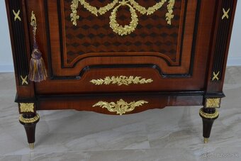 Zámecká intarzovaná komoda zdobená bronzem 120 cm Topován - 9
