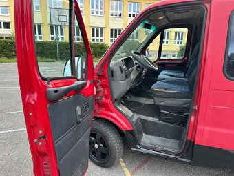 Predám PEUGEOT BOXER 2.5 TD - 9 miestna dodávka - 9
