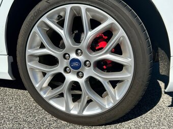 FORD FOCUS Hatchback - 2.0 TDCi, automat - 9