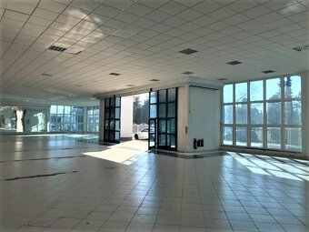 PREDAJ - skladový priestor vhodný na výrobu, skladovanie - 9