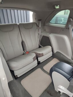 Chrysler pacifica - 9